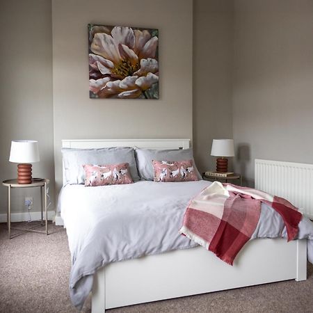 Victoria Road Guesthouse Белфаст Екстериор снимка